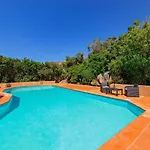 Vila Ambra White