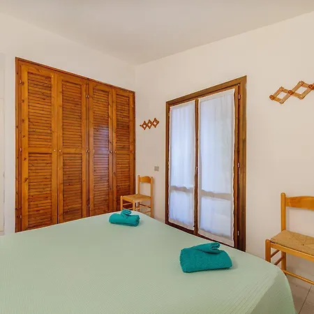 Ambra White Li Valcaggi