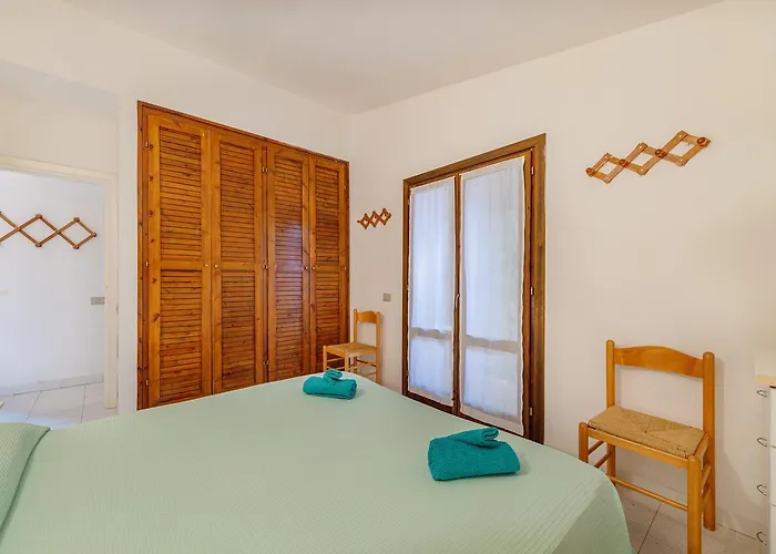 Ambra White Li Valcaggi